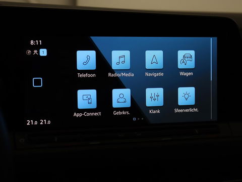 Volkswagen Golf 2.0 TSI GTI | Carplay | Sfeerverlichting | LED Plus | Sportstoelen | Parkeerhulp | Cruise control | Digital Cockpit | Climate control