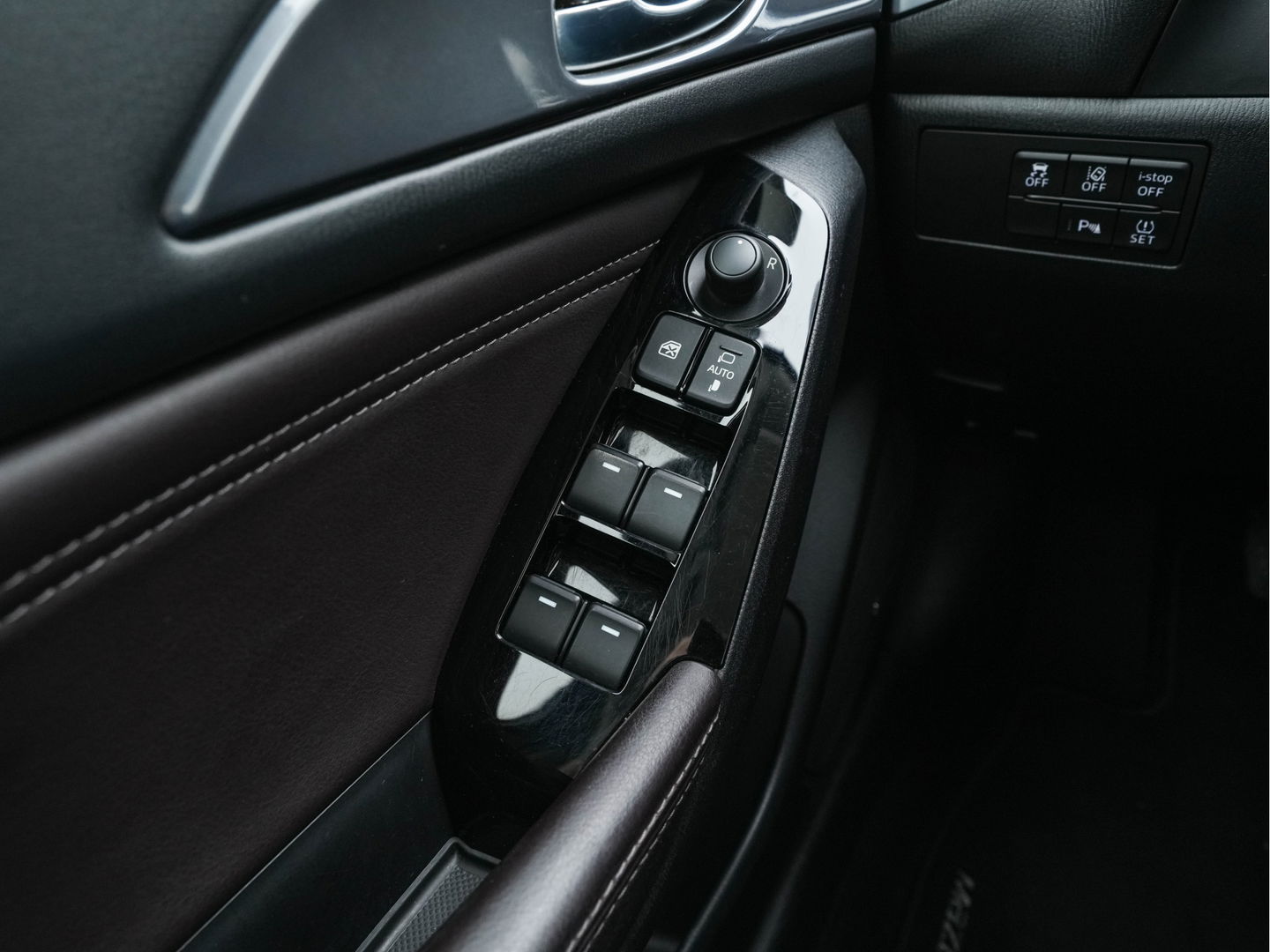 Mazda 3 2.0 SkyActiv-G 120 GT-M (INCL-BTW) *LUXURY-LEATHER | FULL-LED | ADAPTIVE-CRUISE | BLIND-SPOT | BOSE-SOUND | CAMERA | KEYLESS | DAB+ | HEATED-SPORTSEATS | NAVI-FULLMAP | HEAD-UP | PRIVACY-GLASS | LANE-ASSIST | 18''A