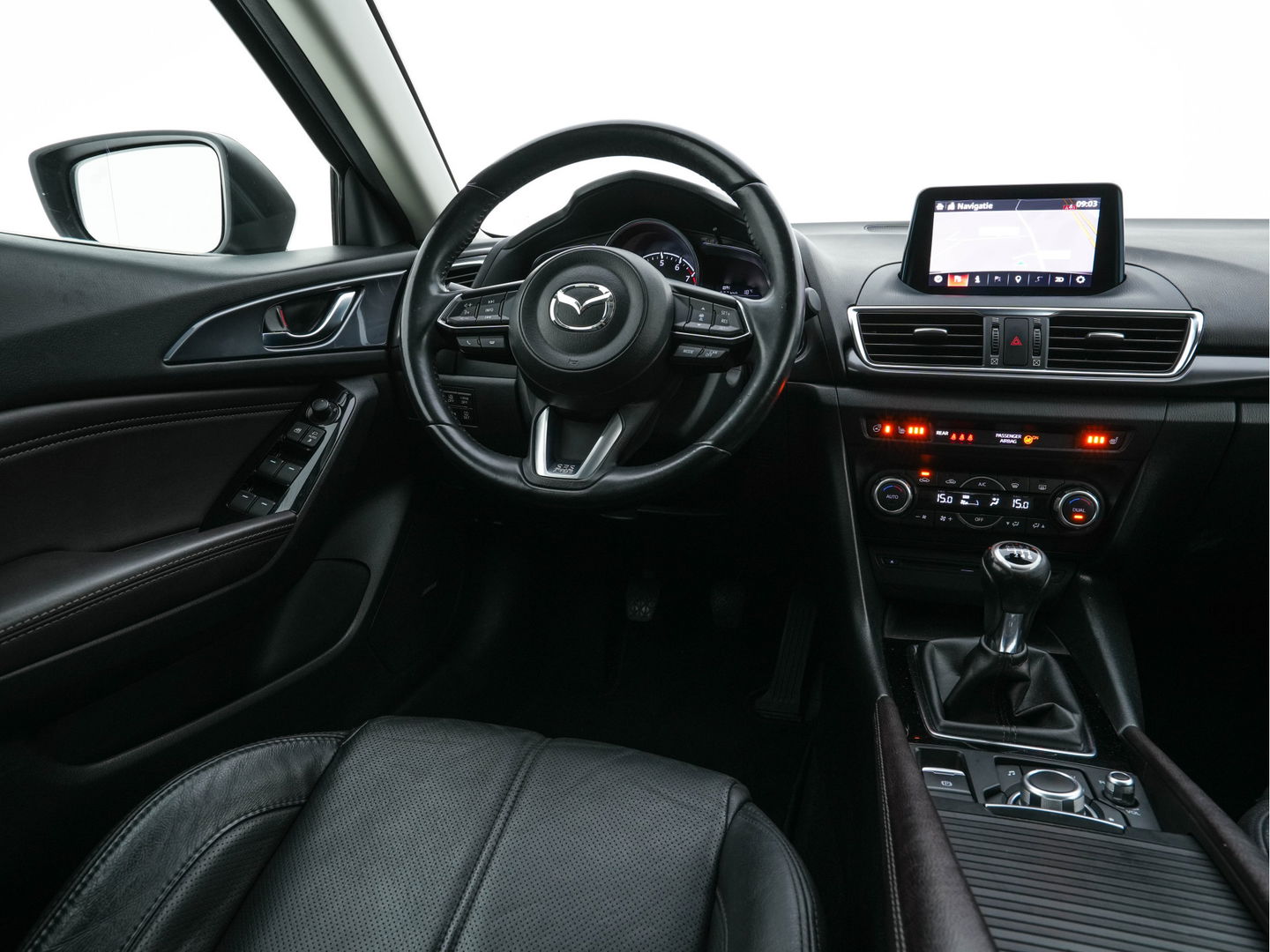 Mazda 3 2.0 SkyActiv-G 120 GT-M (INCL-BTW) *LUXURY-LEATHER | FULL-LED | ADAPTIVE-CRUISE | BLIND-SPOT |  BOSE-SOUND | CAMERA | KEYLESS | DAB+ | HEATED-SPORTSEATS | NAVI-FULLMAP | HEAD-UP | PRIVACY-GLASS | LANE-ASSIST | 18''A