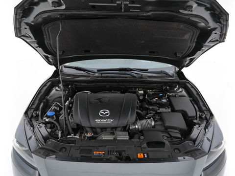 Mazda 3 2.0 SkyActiv-G 120 GT-M (INCL-BTW) *LUXURY-LEATHER | FULL-LED | ADAPTIVE-CRUISE | BLIND-SPOT |  BOSE-SOUND | CAMERA | KEYLESS | DAB+ | HEATED-SPORTSEATS | NAVI-FULLMAP | HEAD-UP | PRIVACY-GLASS | LANE-ASSIST | 18''A