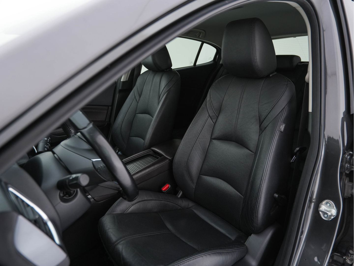Mazda 3 2.0 SkyActiv-G 120 GT-M (INCL-BTW) *LUXURY-LEATHER | FULL-LED | ADAPTIVE-CRUISE | BLIND-SPOT |  BOSE-SOUND | CAMERA | KEYLESS | DAB+ | HEATED-SPORTSEATS | NAVI-FULLMAP | HEAD-UP | PRIVACY-GLASS | LANE-ASSIST | 18''A