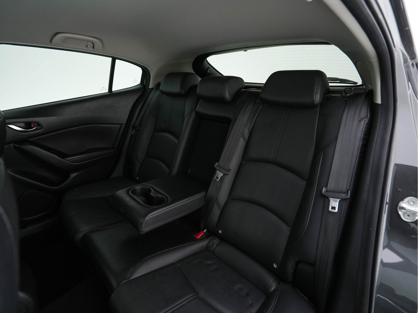Mazda 3 2.0 SkyActiv-G 120 GT-M (INCL-BTW) *LUXURY-LEATHER | FULL-LED | ADAPTIVE-CRUISE | BLIND-SPOT |  BOSE-SOUND | CAMERA | KEYLESS | DAB+ | HEATED-SPORTSEATS | NAVI-FULLMAP | HEAD-UP | PRIVACY-GLASS | LANE-ASSIST | 18''A
