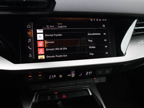 Audi A3 Sportback 30 TFSI Business edition Automaat | Matrix LED | Sportstoelen