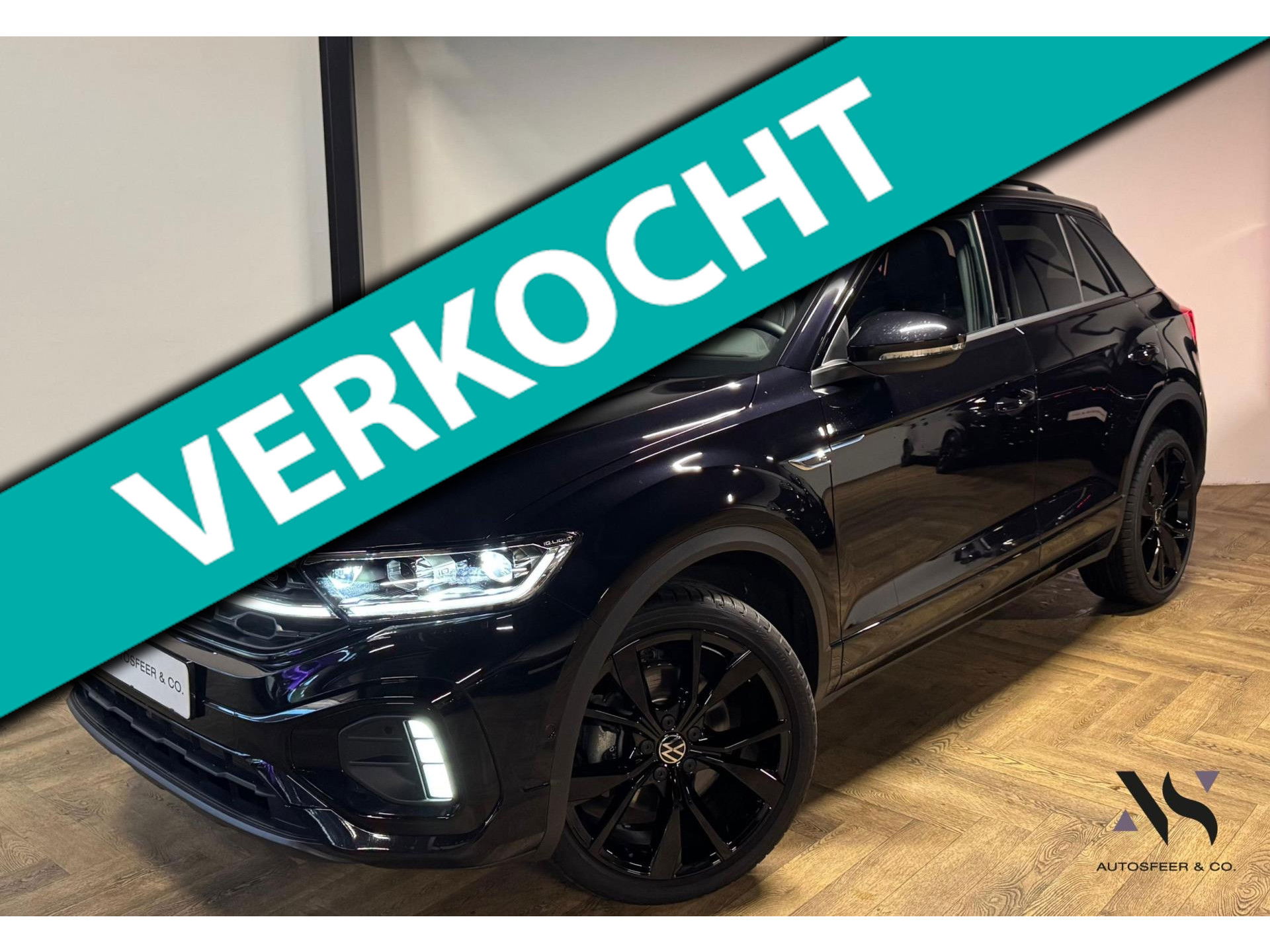 Volkswagen T-Roc 1.5 TSI R-Line Edition PANO KEYLESS