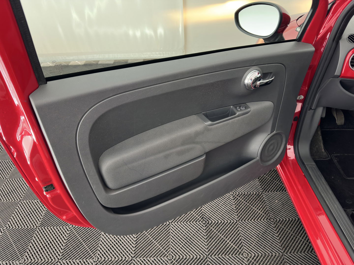 Fiat 500 0.9 TwinAir Lounge *PANO | AIRCO | PDC | COMFORT-SEATS | RADIO-CD/MP3 | 15''ALU*