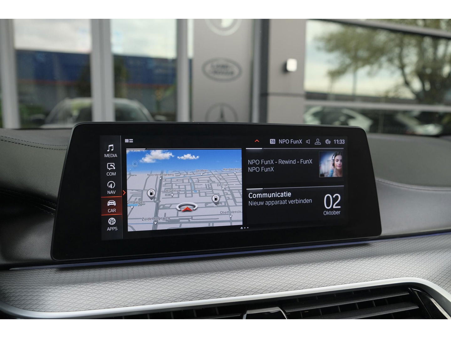BMW 5 Serie Touring 520i M-Sport 184pk Panoramadak Comfortstoelen Virtual cockpit Camera NLauto