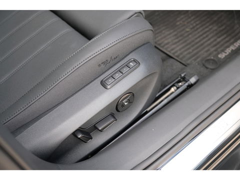 Škoda Superb Combi 1.5 TSI PHEV Laurin & Klement | PANO | LEDER | TREKHAAK