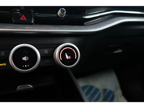 Škoda Superb Combi 1.5 TSI PHEV Laurin & Klement | PANO | LEDER | TREKHAAK