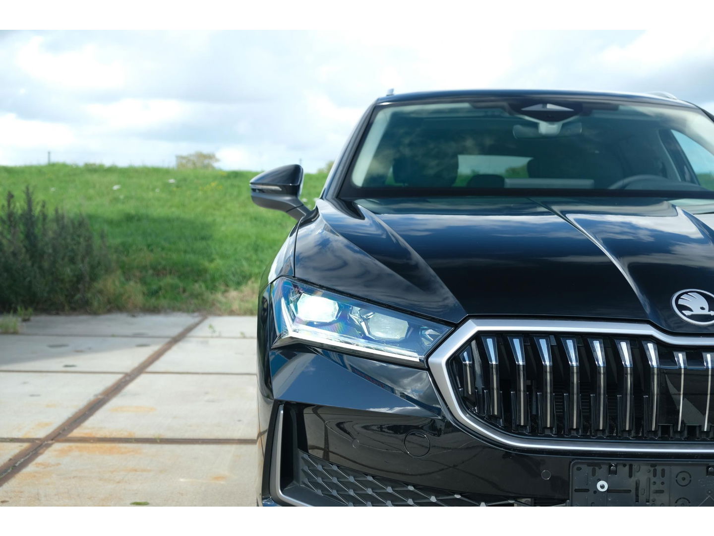 Škoda Superb Combi 1.5 TSI PHEV Laurin & Klement | PANO | LEDER | TREKHAAK