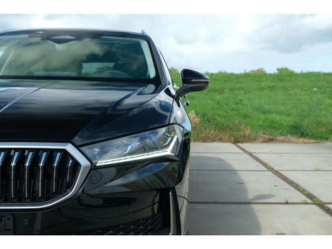 Škoda Superb Combi 1.5 TSI PHEV Laurin & Klement | PANO | LEDER | TREKHAAK