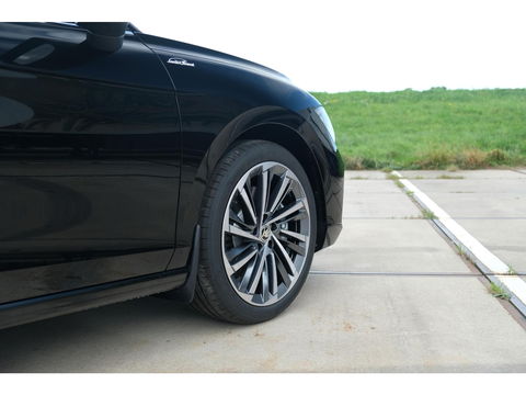 Škoda Superb Combi 1.5 TSI PHEV Laurin & Klement | PANO | LEDER | TREKHAAK