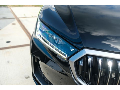 Škoda Superb Combi 1.5 TSI PHEV Laurin & Klement | PANO | LEDER | TREKHAAK