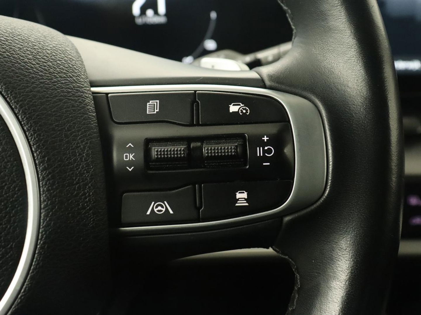 Kia Sportage 1.6 T-GDi Plug-in Hybrid AWD GT-PlusLine | Panoramadak | Stoelventilatie | 360 Camera | Adaptive cruise | Achterbankverwarming | Leder/Alcantara | Carplay | Keyless | Memory | PHEV