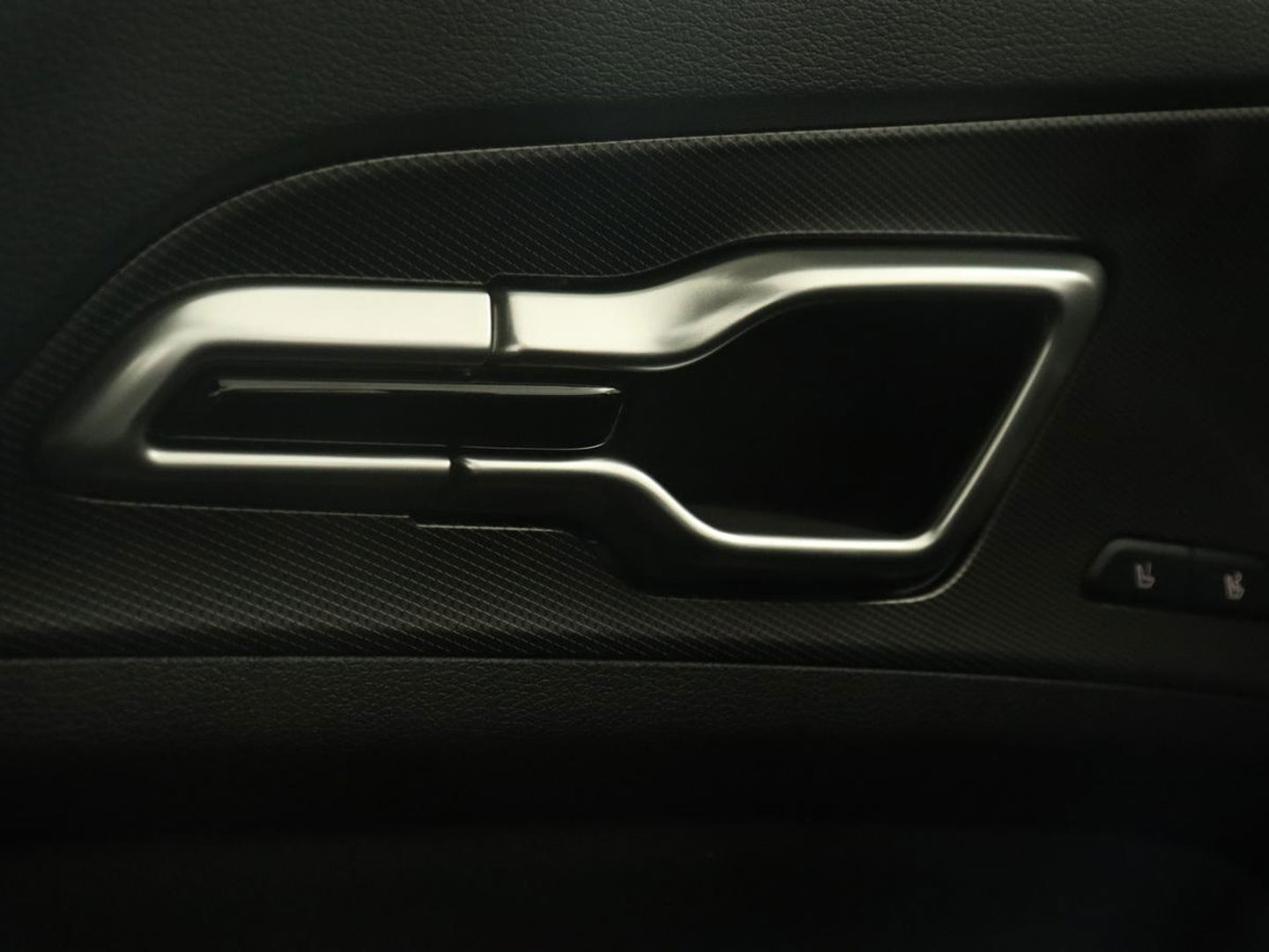 Kia Sportage 1.6 T-GDi Plug-in Hybrid AWD GT-PlusLine | Panoramadak | Stoelventilatie | 360 Camera | Adaptive cruise | Achterbankverwarming | Leder/Alcantara | Carplay | Keyless | Memory | PHEV