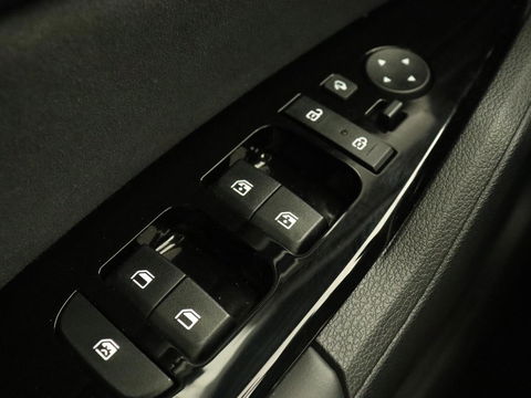 Kia Sportage 1.6 T-GDi Plug-in Hybrid AWD GT-PlusLine | Panoramadak | Stoelventilatie | 360 Camera | Adaptive cruise | Achterbankverwarming | Leder/Alcantara | Carplay | Keyless | Memory | PHEV
