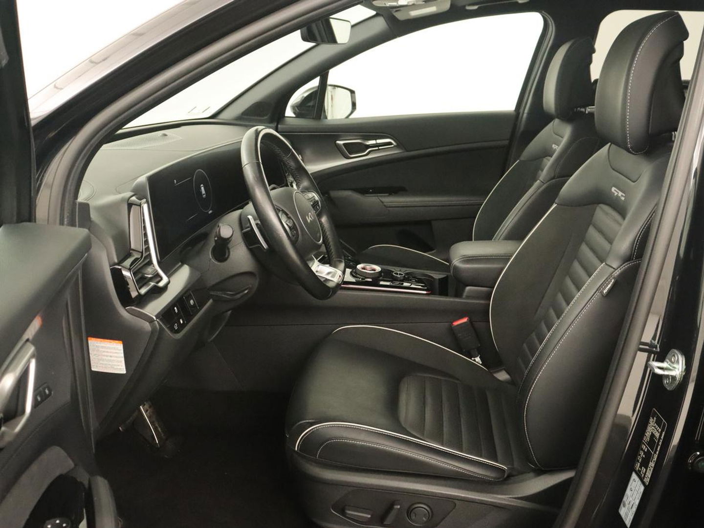 Kia Sportage 1.6 T-GDi Plug-in Hybrid AWD GT-PlusLine | Panoramadak | Stoelventilatie | 360 Camera | Adaptive cruise | Achterbankverwarming | Leder/Alcantara | Carplay | Keyless | Memory | PHEV