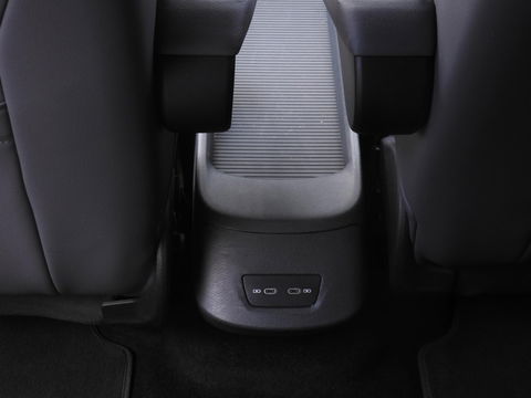 Volkswagen ID.3 1ST PLUS 58kWh/ KEYLESS/ CAMERA/ MATRIX LED/ SOH 94%