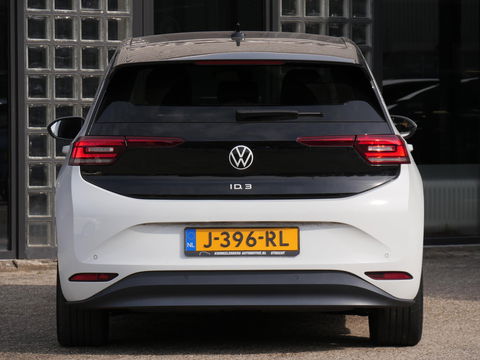 Volkswagen ID.3 1ST PLUS 58kWh/ KEYLESS/ CAMERA/ MATRIX LED/ SOH 94%