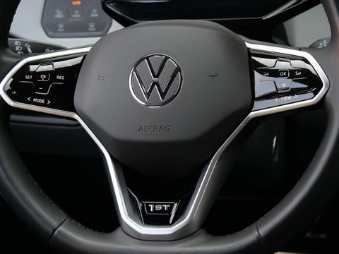 Volkswagen ID.3 1ST PLUS 58kWh/ KEYLESS/ CAMERA/ MATRIX LED/ SOH 94%