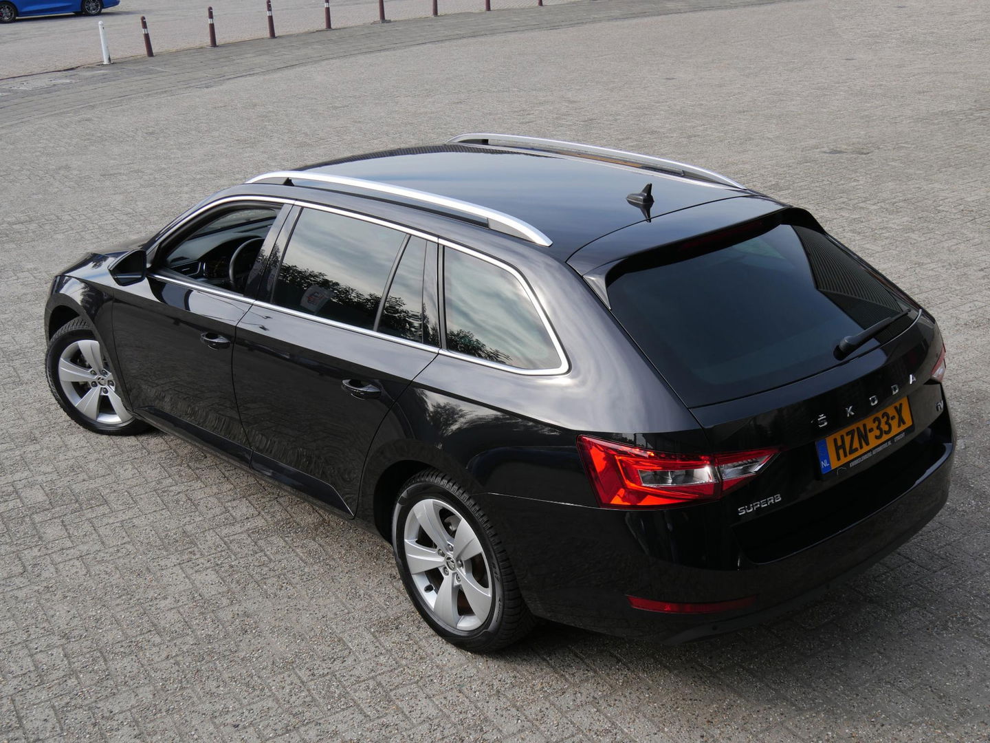 Škoda Superb Combi 1.4TSI iV BUSINESS EDITION PLUS/ CAMERA/ PDC V+A
