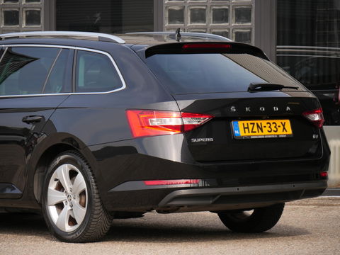 Škoda Superb Combi 1.4TSI iV BUSINESS EDITION PLUS/ CAMERA/ PDC V+A
