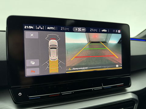 SEAT Leon 1.5 eTSI FR 150PK | Sfeerverl. | Virtual | Camera | Carplay | Adaptive Cruise | Verwarmd Stoel/Stuur