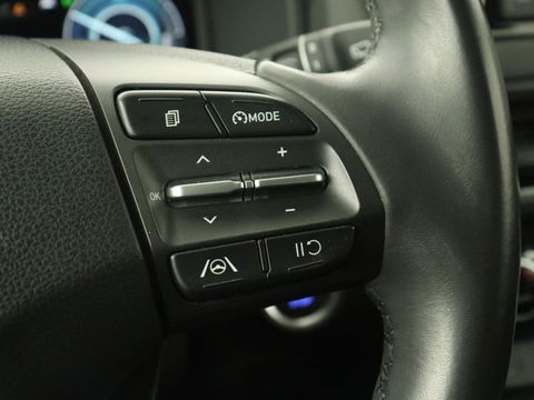 Hyundai KONA 1.6 GDI HEV Fashion | Head-Up | Adaptive cruise | Camera | Carplay | Krell Audio | Keyless | Navigatie | Digital Cockpit | Climate control