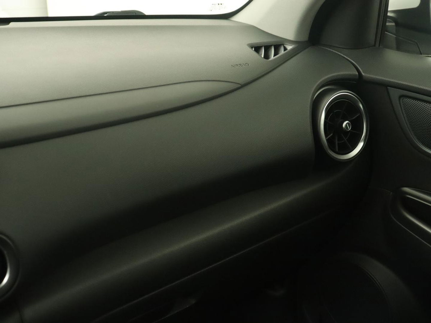 Hyundai KONA 1.6 GDI HEV Fashion | Head-Up | Adaptive cruise | Camera | Carplay | Krell Audio | Keyless | Navigatie | Digital Cockpit | Climate control