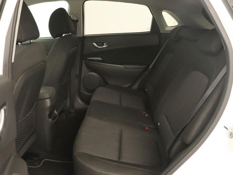 Hyundai KONA 1.6 GDI HEV Fashion | Head-Up | Adaptive cruise | Camera | Carplay | Krell Audio | Keyless | Navigatie | Digital Cockpit | Climate control