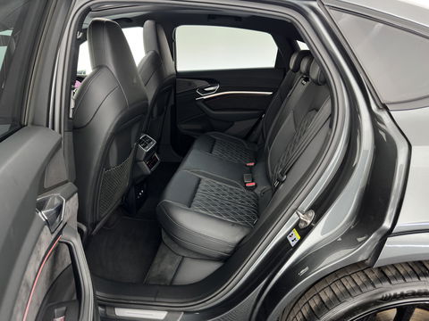 Audi e-tron Sportback 55 Quattro Business edition 95 kWh [ 3-Fase ] {SOH-92%} (INCL-BTW) *PANO | HEAD-UP | ADAPTIVE-CRUISE | TOP-VIEW | VALCONA-LUXURY-LEATHER | BANG&OLUFSEN | MEMORY-PACK | KEYLESS | HEATED-SPORTSEATS | DIGI-COCKPIT | NAVI-FULLMAP | 21''ALU*