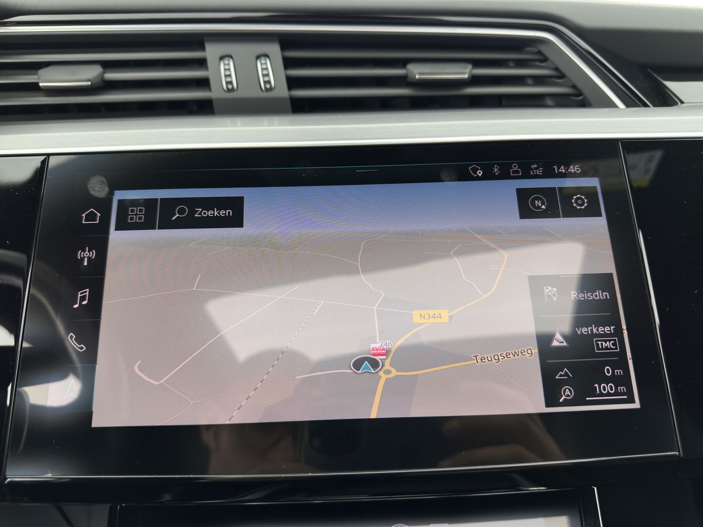 Audi e-tron Sportback 55 Quattro Business edition 95 kWh [ 3-Fase ] {SOH-92%} (INCL-BTW) *PANO | HEAD-UP | ADAPTIVE-CRUISE | TOP-VIEW | VALCONA-LUXURY-LEATHER | BANG&OLUFSEN | MEMORY-PACK | KEYLESS | HEATED-SPORTSEATS | DIGI-COCKPIT | NAVI-FULLMAP | 21''ALU*