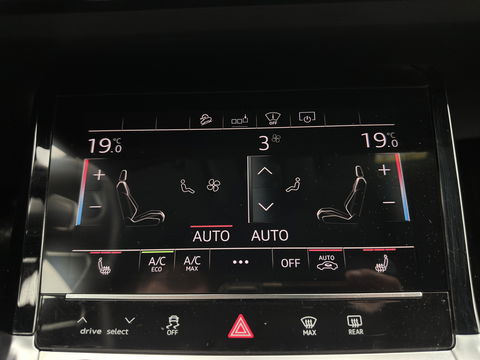 Audi e-tron Sportback 55 Quattro Business edition 95 kWh [ 3-Fase ] {SOH-92%} (INCL-BTW) *PANO | HEAD-UP | ADAPTIVE-CRUISE | TOP-VIEW | VALCONA-LUXURY-LEATHER | BANG&OLUFSEN | MEMORY-PACK | KEYLESS | HEATED-SPORTSEATS | DIGI-COCKPIT | NAVI-FULLMAP | 21''ALU*