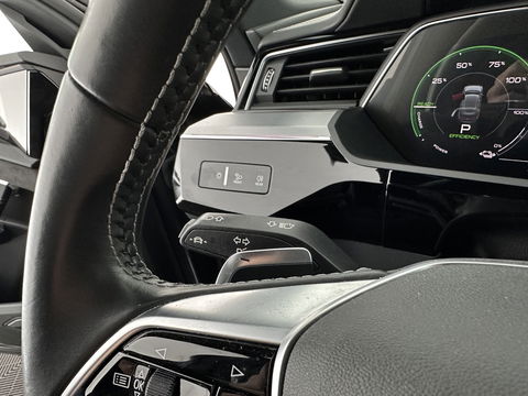 Audi e-tron Sportback 55 Quattro Business edition 95 kWh [ 3-Fase ] {SOH-92%} (INCL-BTW) *PANO | HEAD-UP | ADAPTIVE-CRUISE | TOP-VIEW | VALCONA-LUXURY-LEATHER | BANG&OLUFSEN | MEMORY-PACK | KEYLESS | HEATED-SPORTSEATS | DIGI-COCKPIT | NAVI-FULLMAP | 21''ALU*
