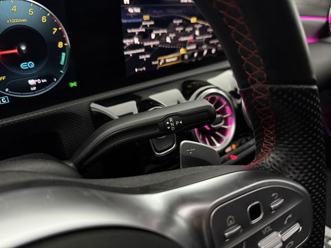 Mercedes-Benz CLA-Klasse 250 e AMG Limited Designo Matt | Pano | Sfeerverl. | Virtual | Camera | Multibeam | Cruise | Parkeersens. | Dodehoek
