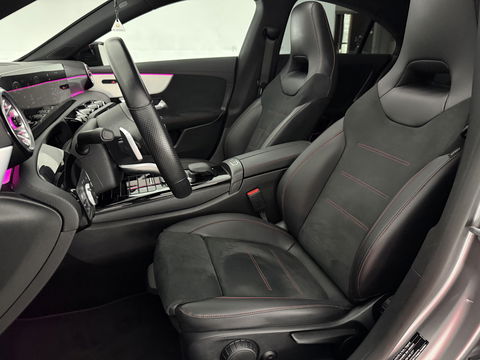 Mercedes-Benz CLA-Klasse 250 e AMG Limited Designo Matt | Pano | Sfeerverl. | Virtual | Camera | Multibeam | Cruise | Parkeersens. | Dodehoek