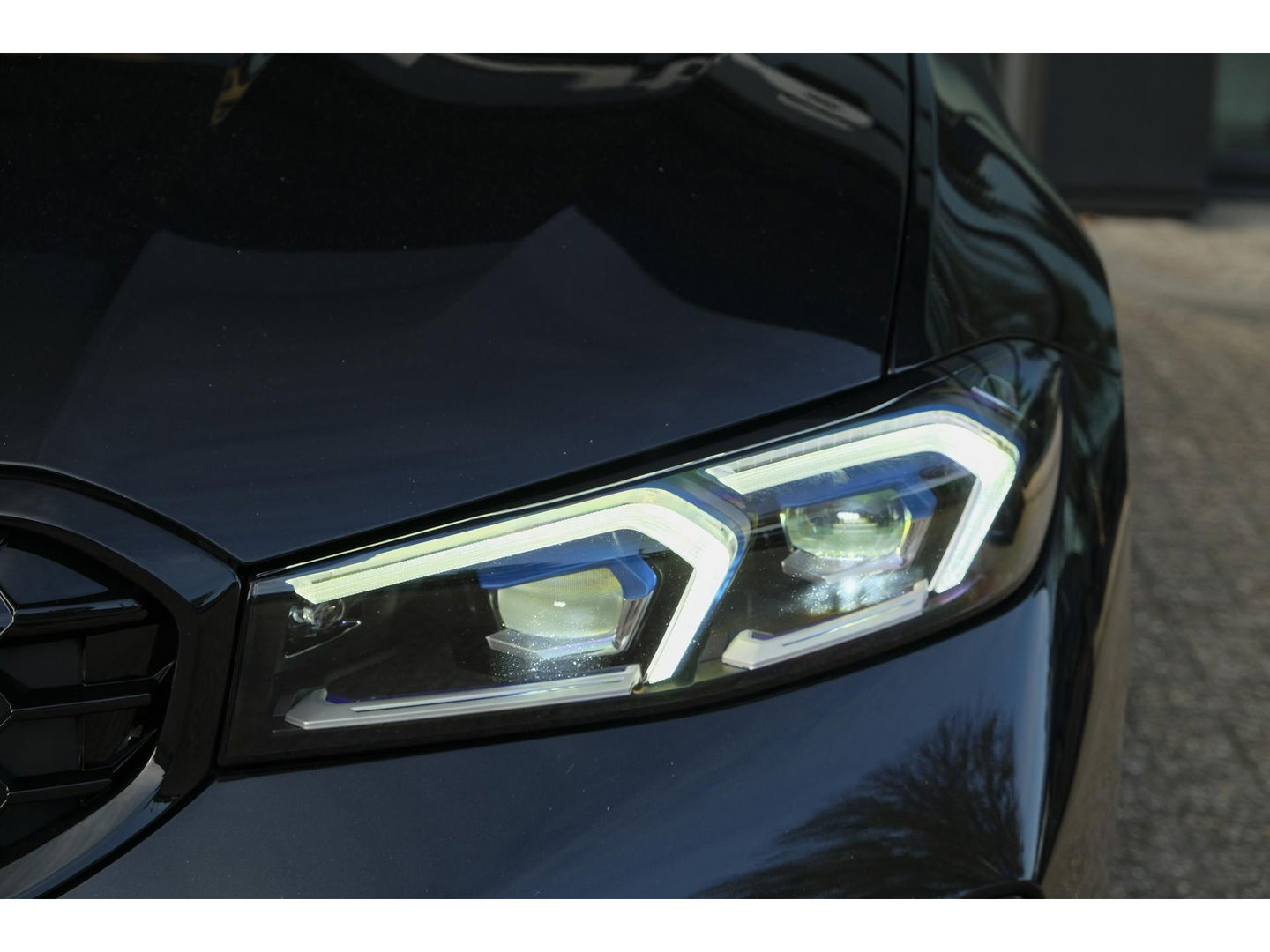 BMW 3 Serie Touring 330e 292pk M-sport Panoramadak M3 seats *BTW* Head-up Laser lampen Adaptive cruise Camera