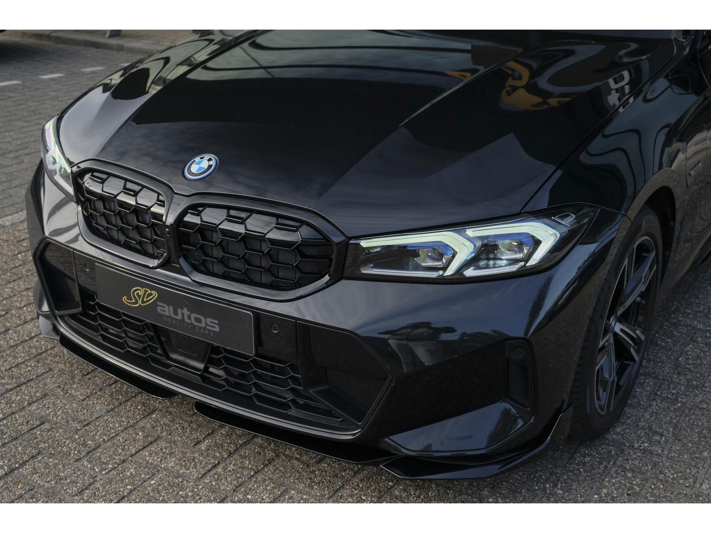 BMW 3 Serie Touring 330e 292pk M-sport Panoramadak M3 seats *BTW* Head-up Laser lampen Adaptive cruise Camera