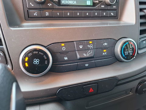 Ford Transit Custom 280 2.0 TDCI L1H1 Trend AUTOMAAT / AIRCO / CRUISE CONTROLE / EURO 6