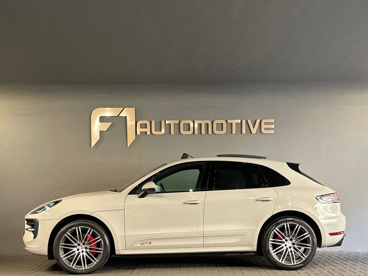 Porsche Macan 2.9 GTS Pano|Sportdesign|Chrono|Luchtv|Trekhaak
