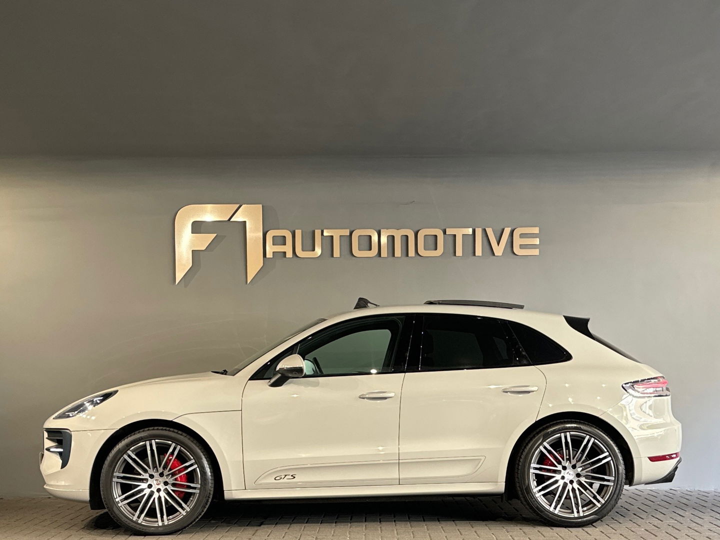 Porsche Macan 2.9 GTS Pano|Sportdesign|Chrono|Luchtv|Trekhaak