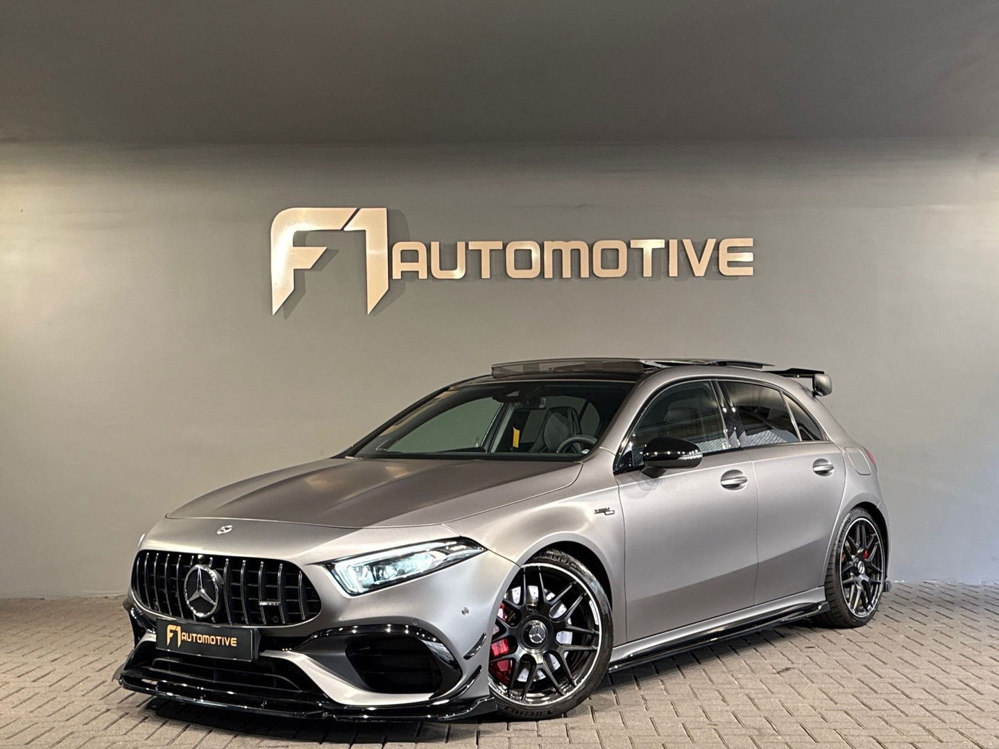 Mercedes-Benz A-Klasse AMG 45 S 4M+ Pano|Kuip|Aero|Burmester
