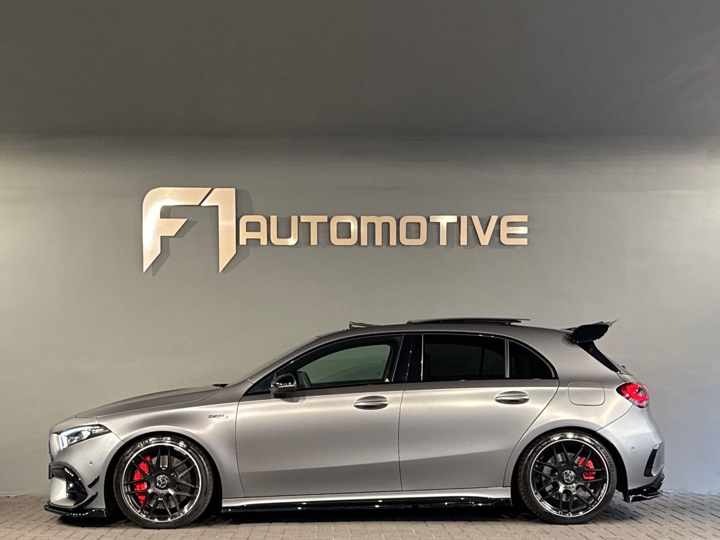 Mercedes-Benz A-Klasse AMG 45 S 4M+ Pano|Kuip|Aero|Burmester