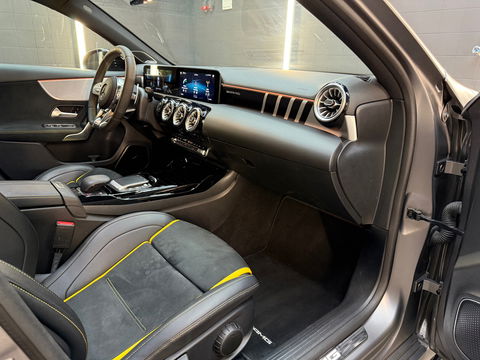 Mercedes-Benz A-Klasse AMG 45 S 4M+ Pano|Kuip|Aero|Burmester