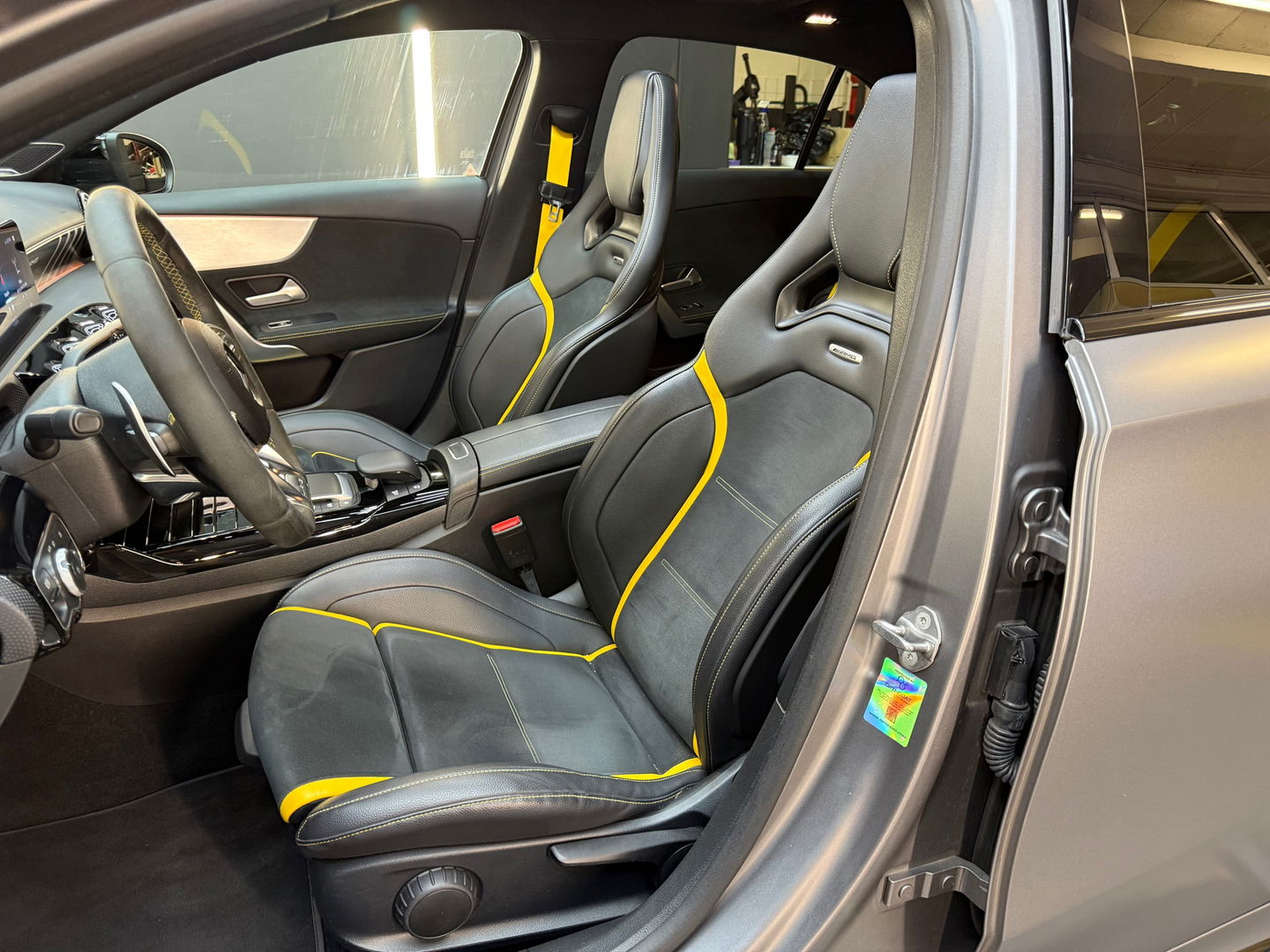 Mercedes-Benz A-Klasse AMG 45 S 4M+ Pano|Kuip|Aero|Burmester