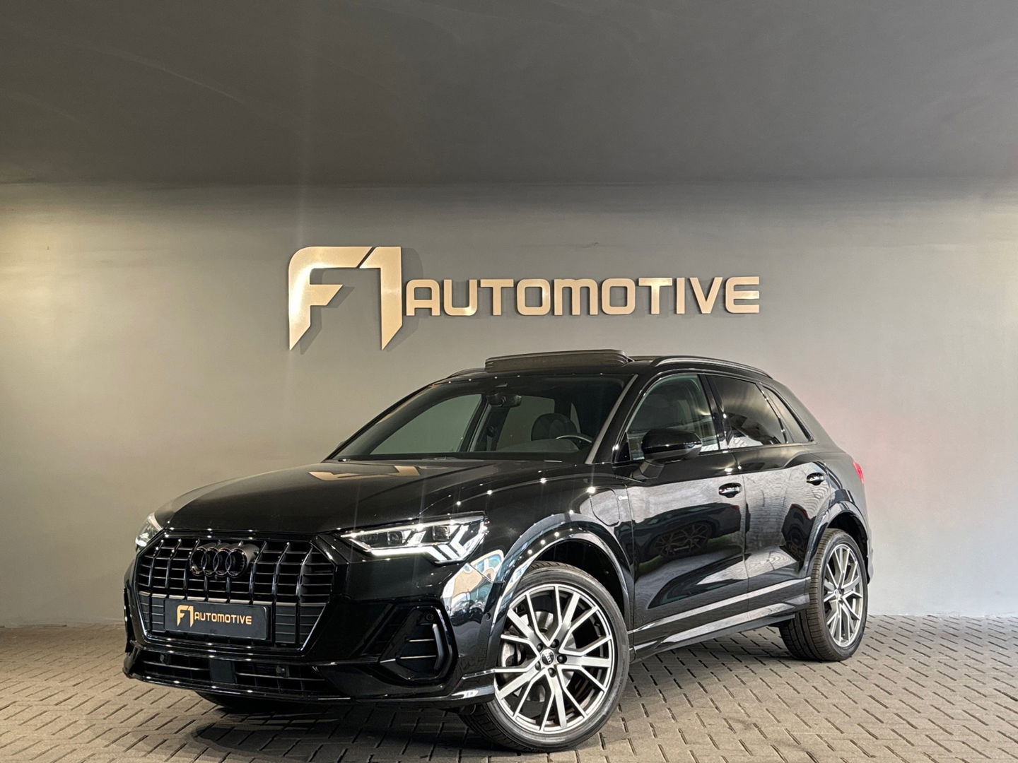 Audi Q3 45 TFSI e 2X S-Line Pano|Sfeer|B&O|Keyles|360|Trekhaak