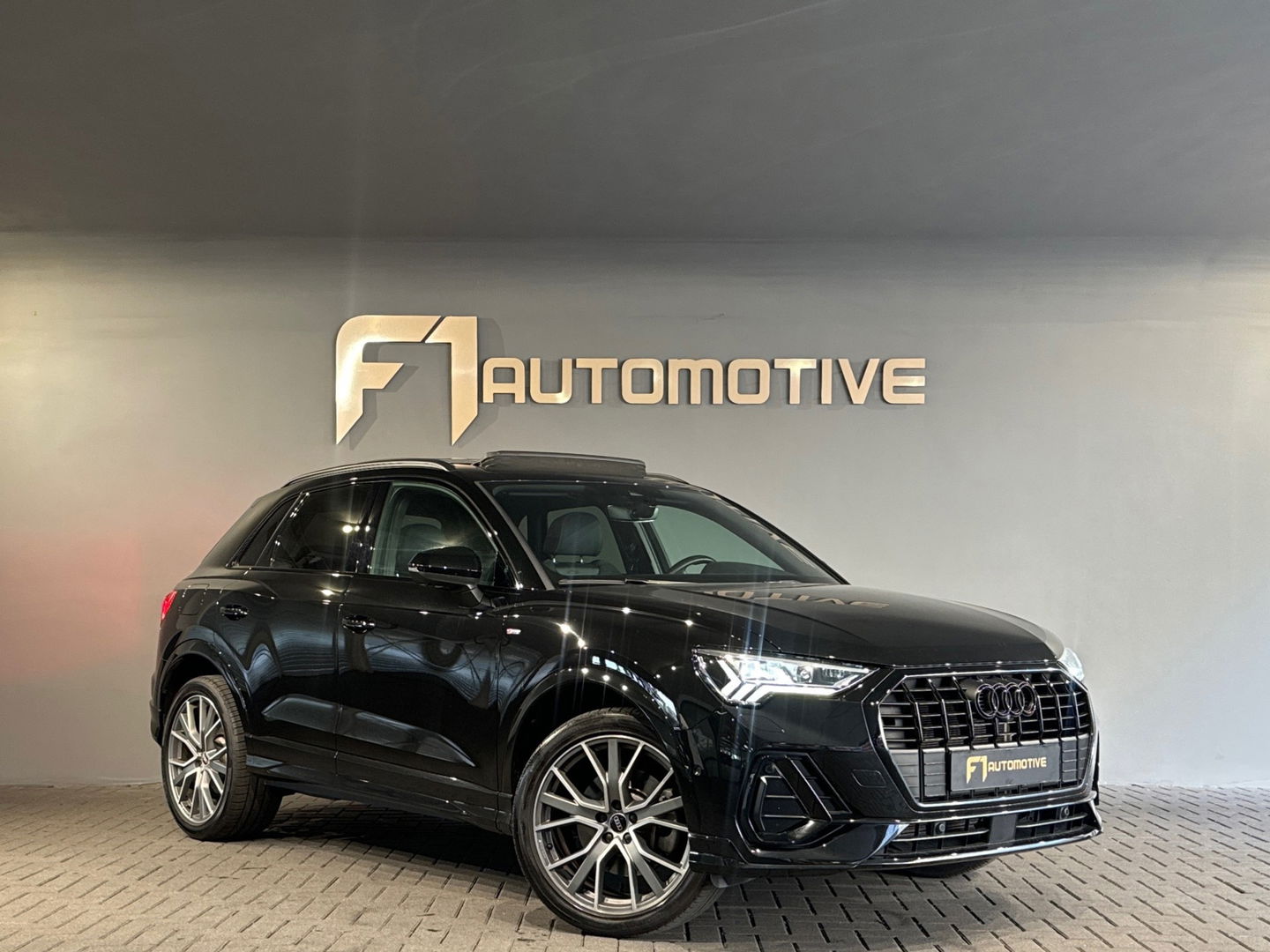 Audi Q3 45 TFSI e 2X S-Line Pano|Sfeer|B&O|Keyles|360|Trekhaak