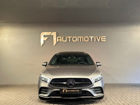 Mercedes-Benz A-Klasse 200 AMG Pano|Night|Sfeer|Camera|19"