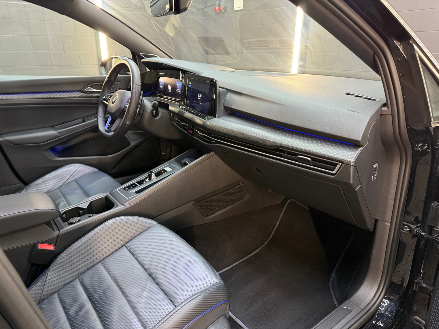 Volkswagen Golf 2.0 TSI R 4M Performance Pano|Akra|HuD|ABT