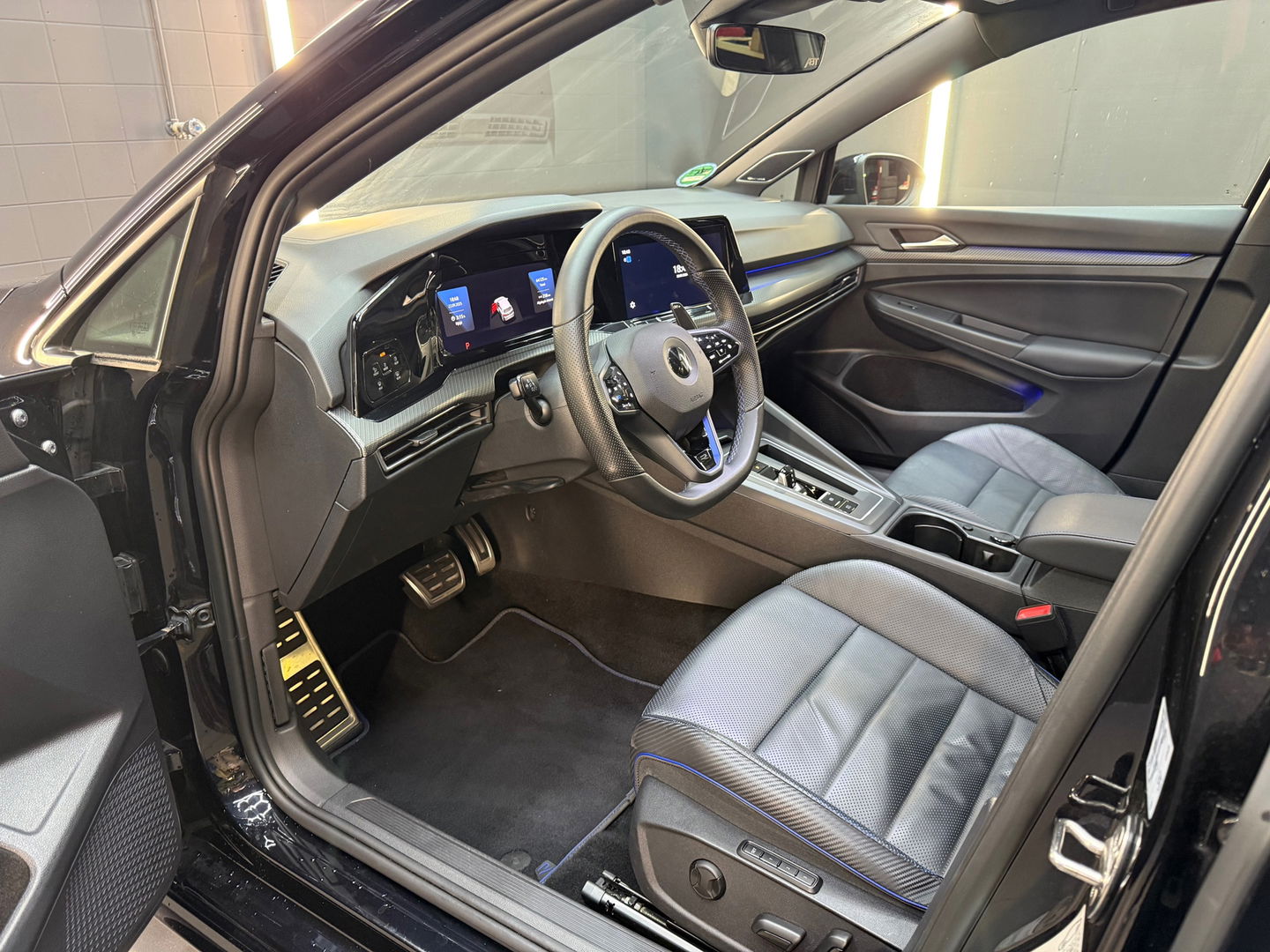 Volkswagen Golf 2.0 TSI R 4M Performance Pano|Akra|HuD|ABT