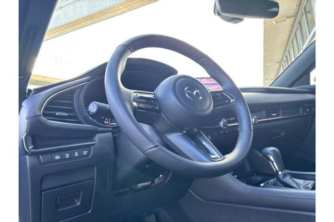 Mazda 3 2.5 E-SA-G TAKUMI AUTOMAAT NAVI HEADUP PDC-CAMERA.